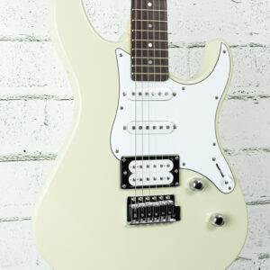 Yamaha PAC112V Pacifica, vintage white — Ryan Fowler product photo